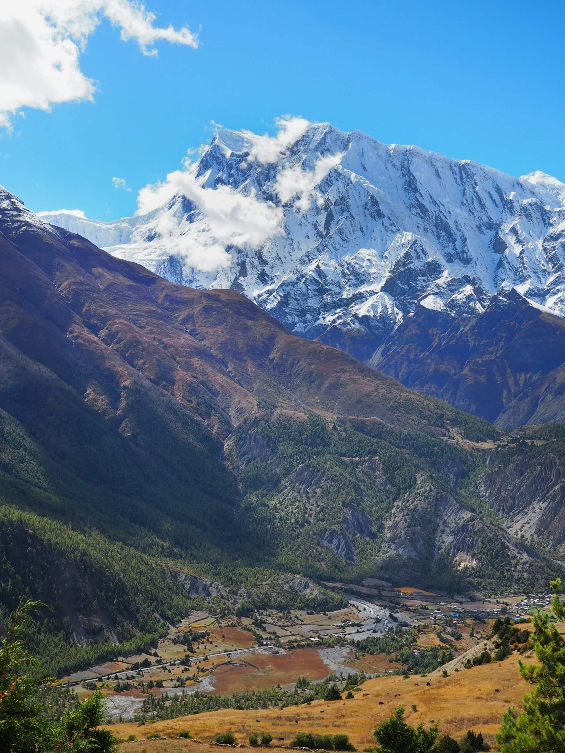 Guide and porter hire for annapurna circuit trek