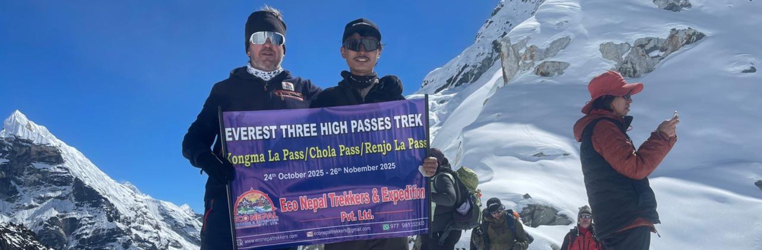 Everest Three High Passes Trek – 18 Days