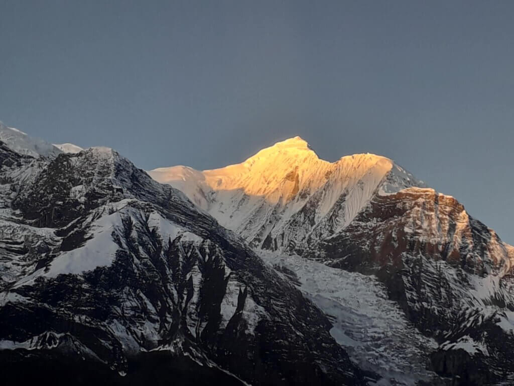 annapurna circuit trek best time for beginners
