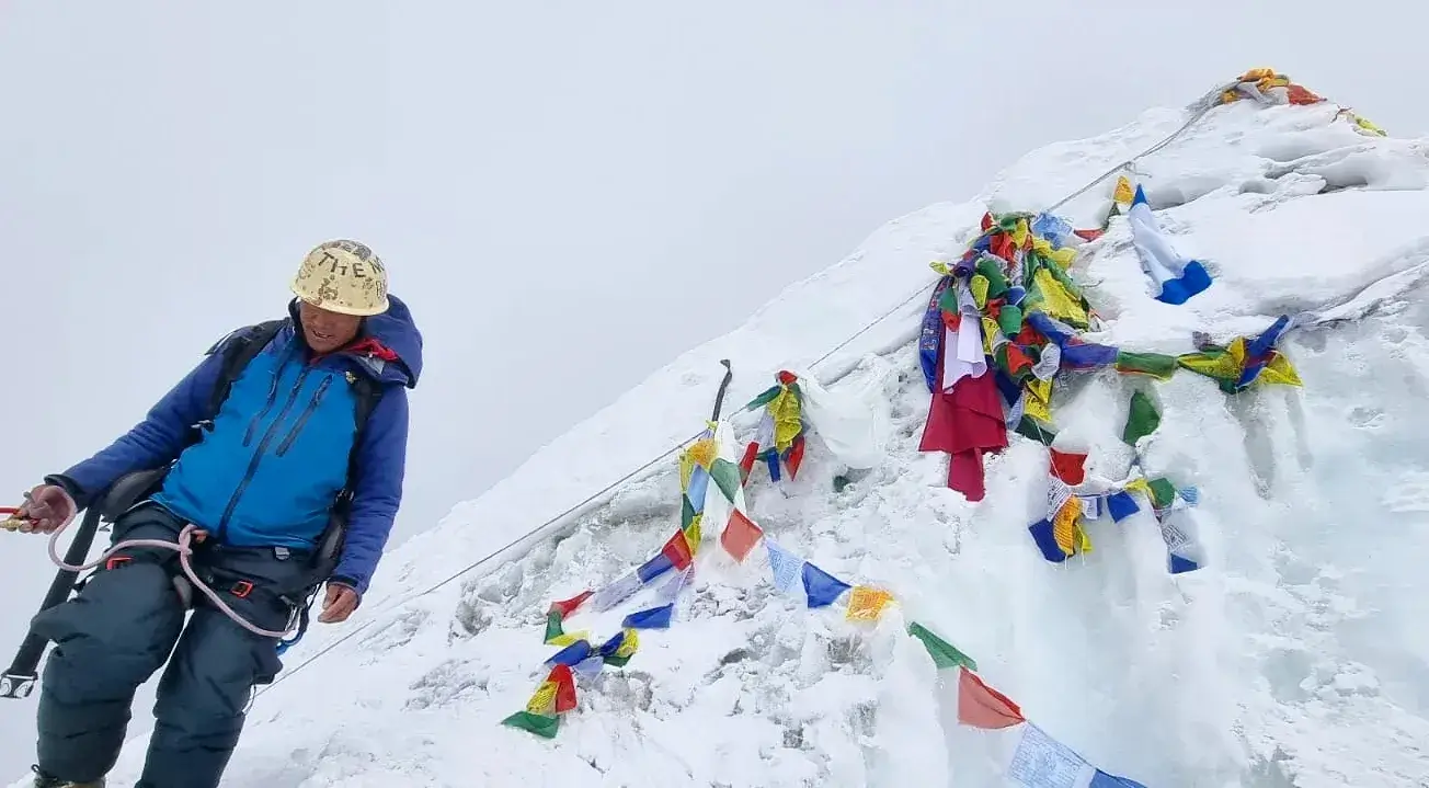 Phura Tashi Sherpa Climbing Guide