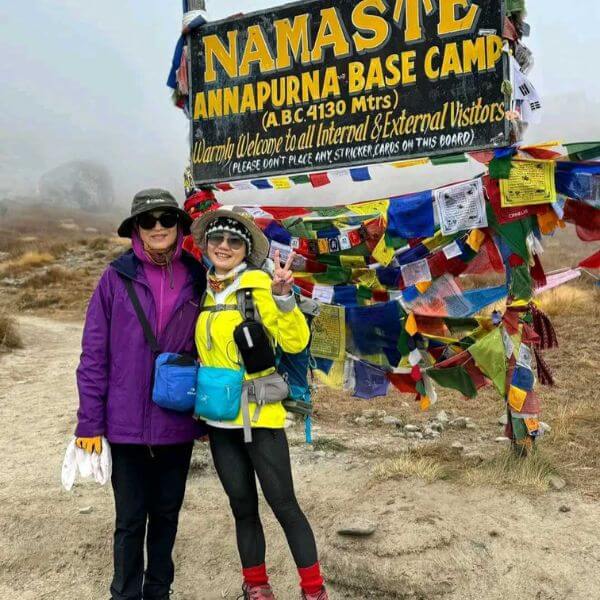 annapurna base camp trekkers