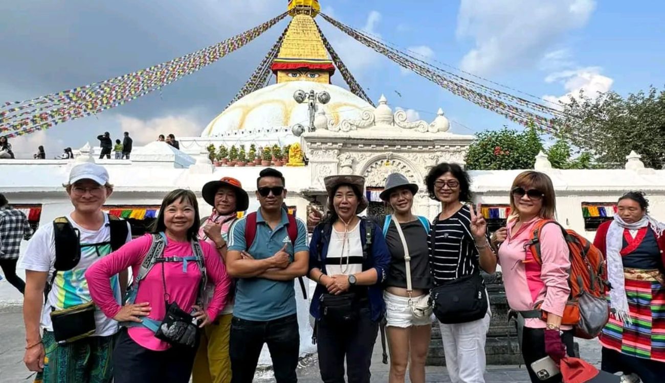 Kathmandu Valley Sightseeing Tour | One Day Culture & Heritage Package 12 Boudhanath Stupa